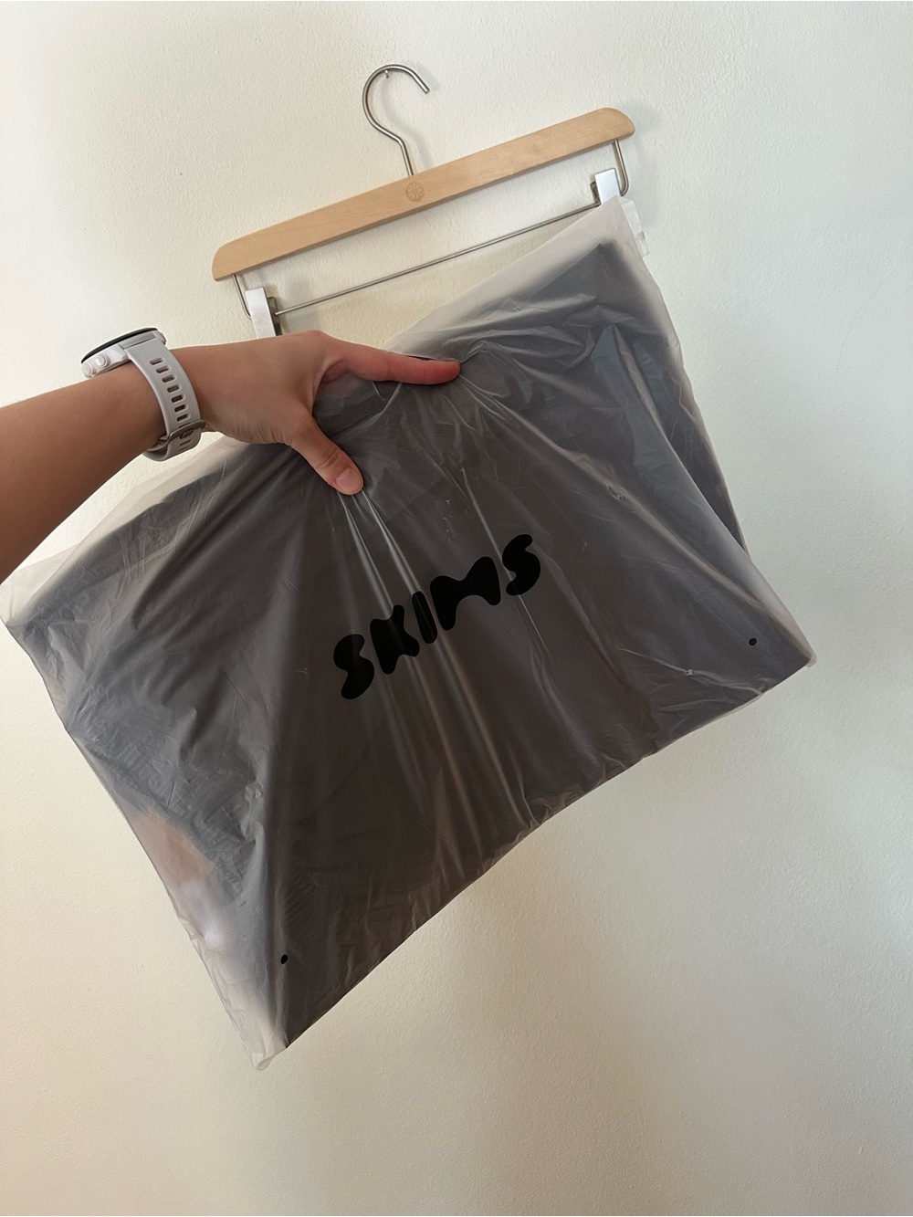 SKIMS Outdoor Woven Drawstring Pant (New, Packaged)